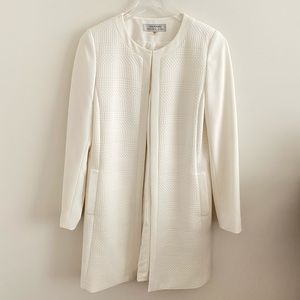 TAHARI WHITE JACQUARD WAIST COAT SIZE 6